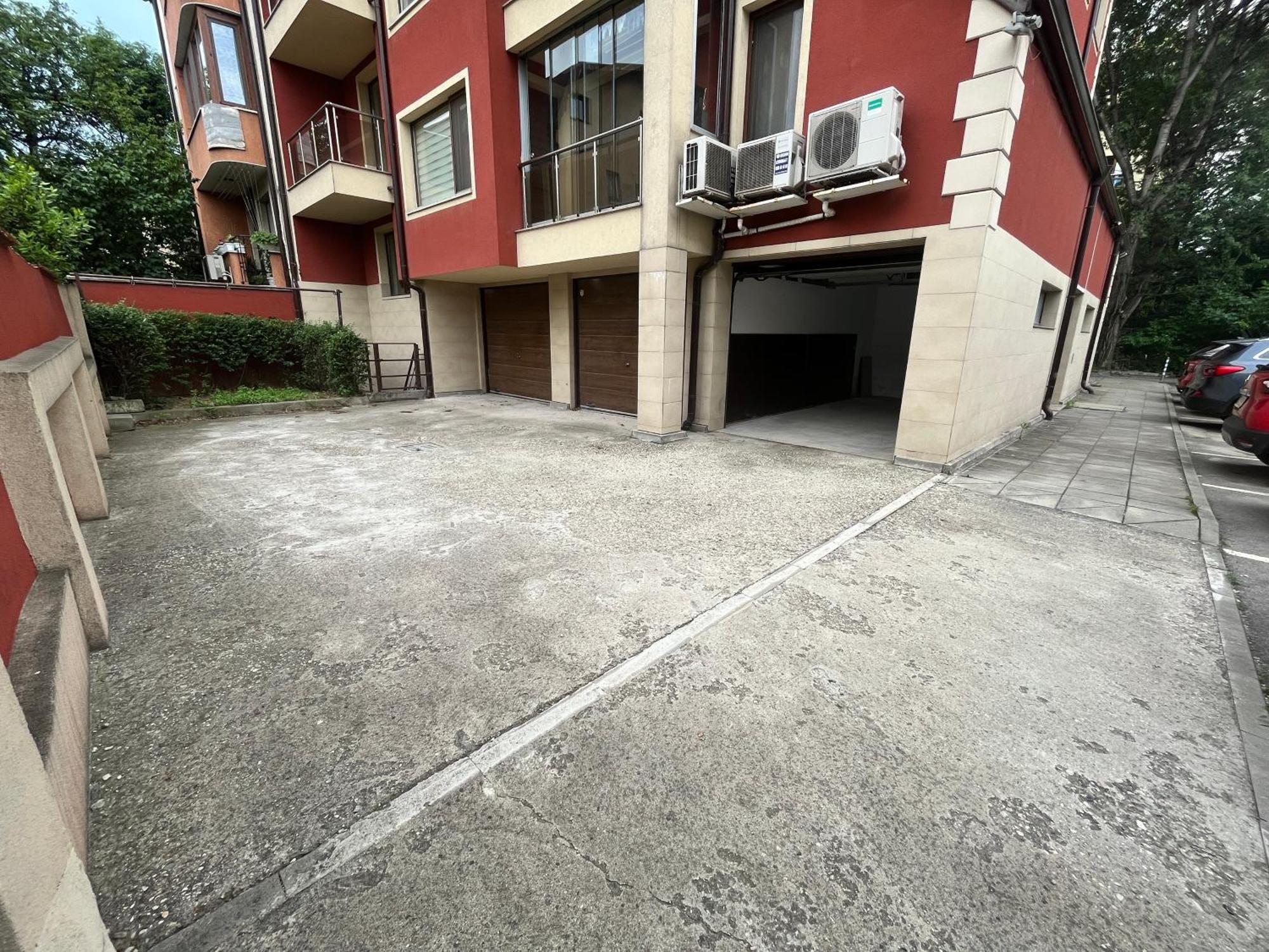 Apartament Madrid 2bdr W Free Parking Near Metro, Serdika Mall